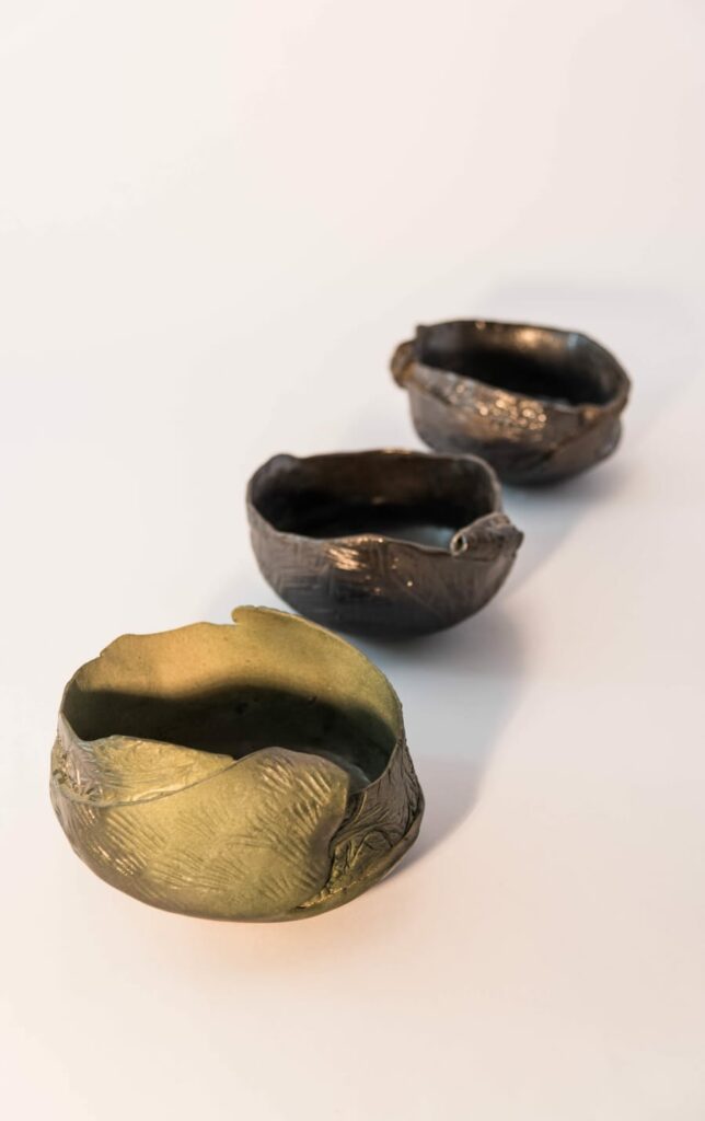 Tre mini ciotole in ceramica realizzate a mano